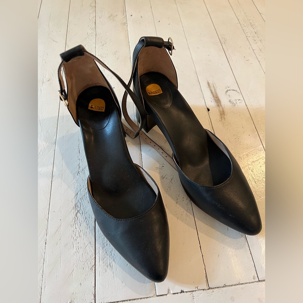 Lightly Used Bared Footwear Griffon Low Heels